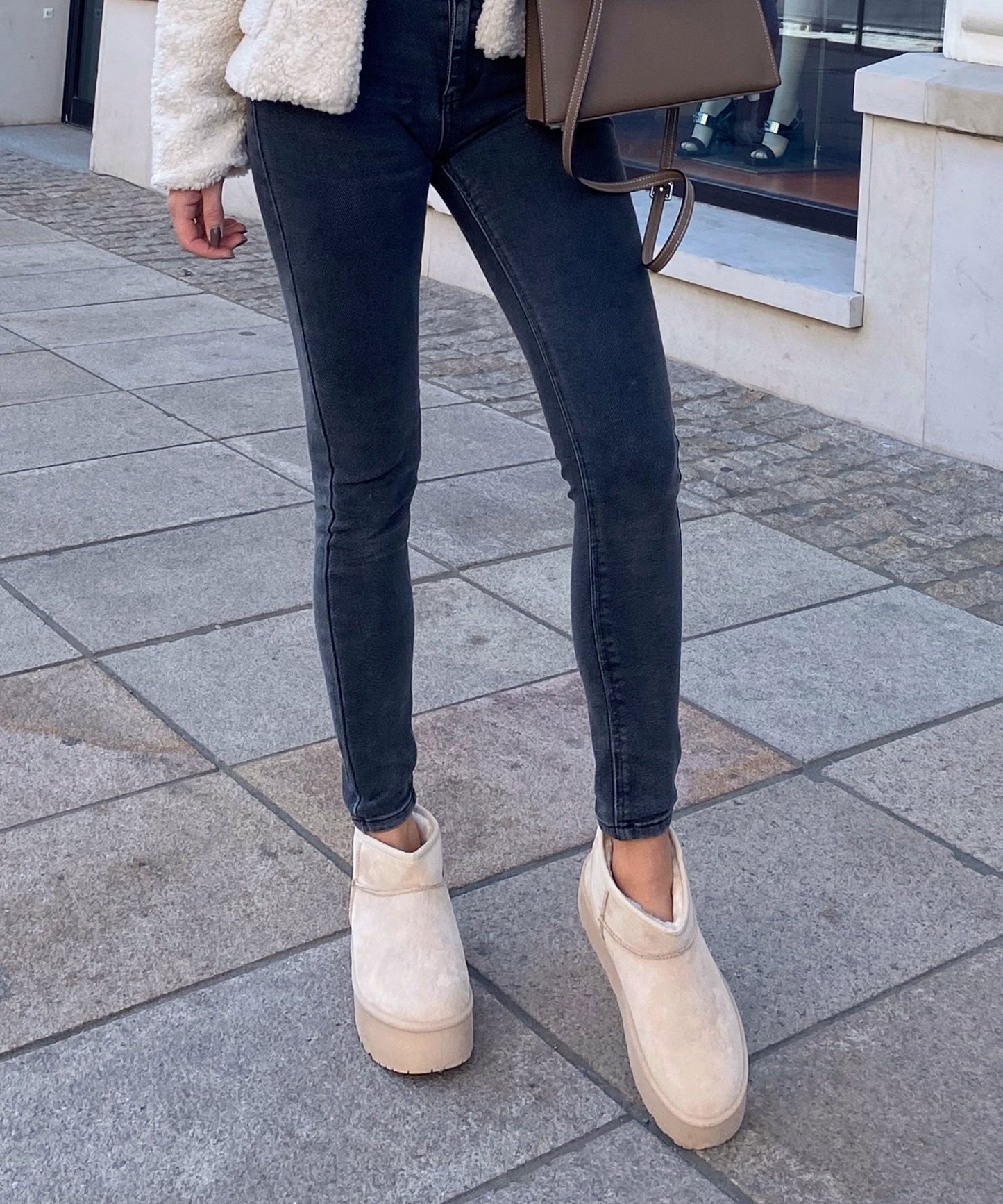 Beige Boots Dames – Warm, Gevoerd, Comfortabel & Modieus