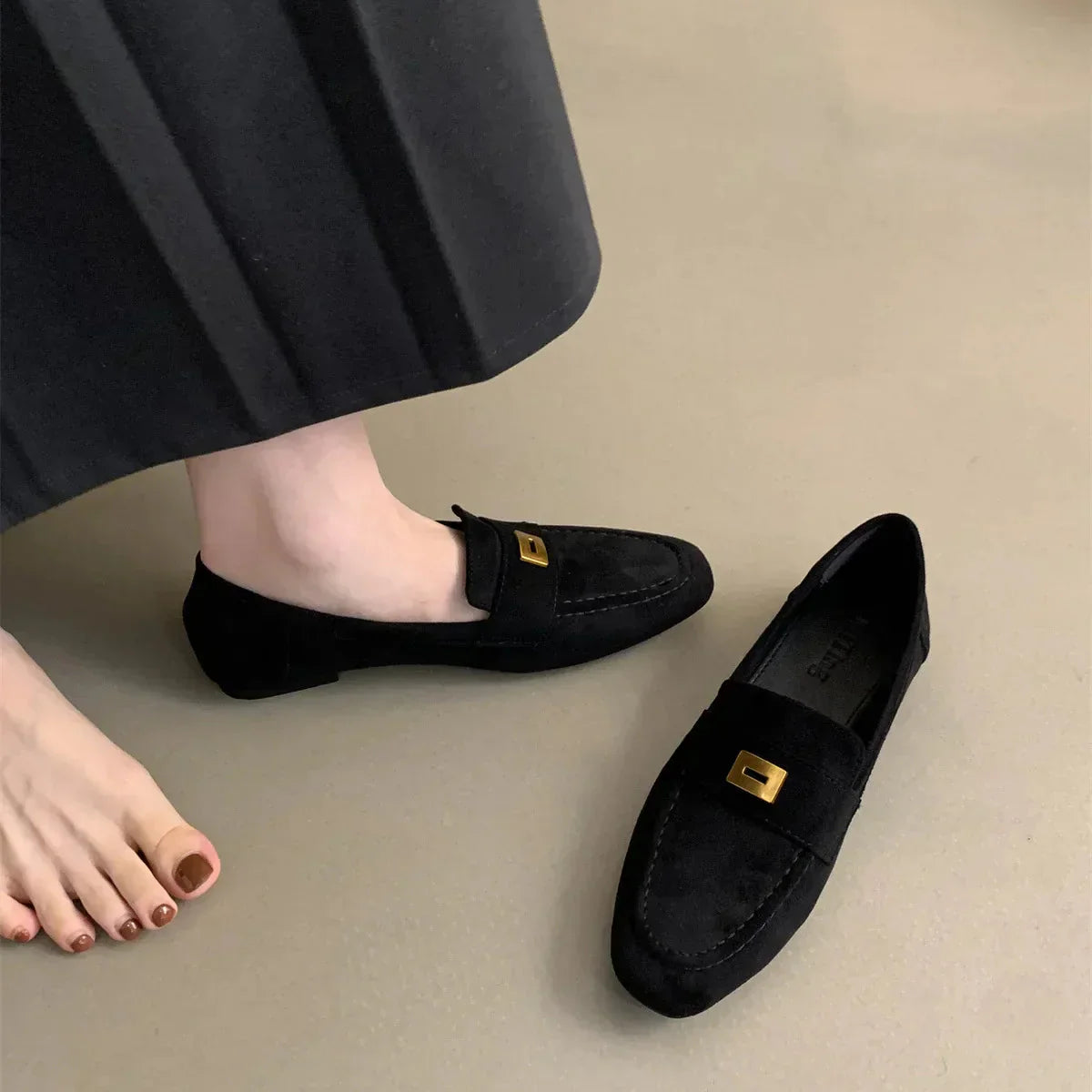 LINA | Lichtgewicht Britse Suède Dames Loafer – Klassiek, Comfortabel & Tijdloos Voor Elke Gelegenheid