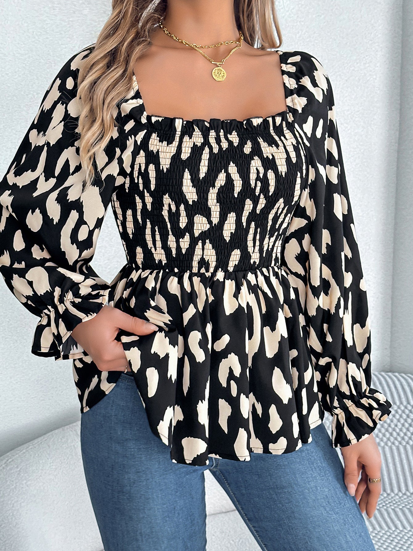 DORE | Getailleerde Blouse Top Voor Dames Met Dierlijke Print - Stijlvol & Luchtig