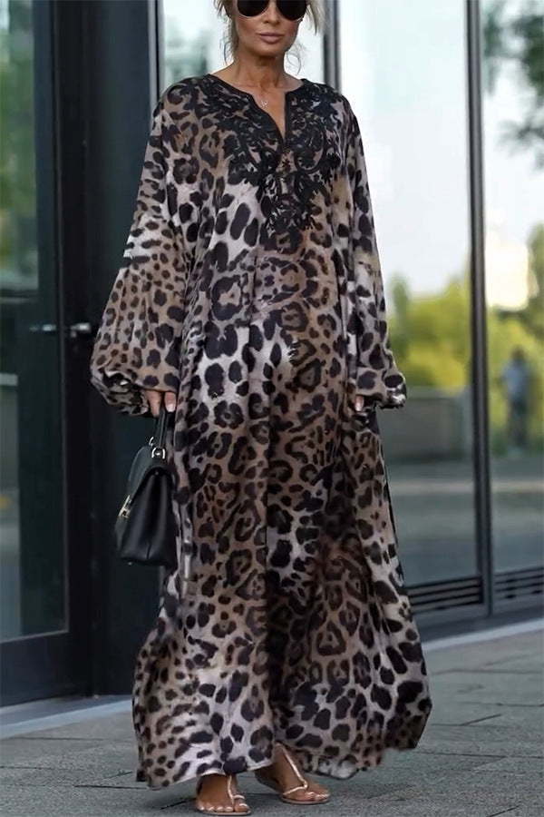 LINA - Luipaard Jurk Modieus, Comfortabel en Chic