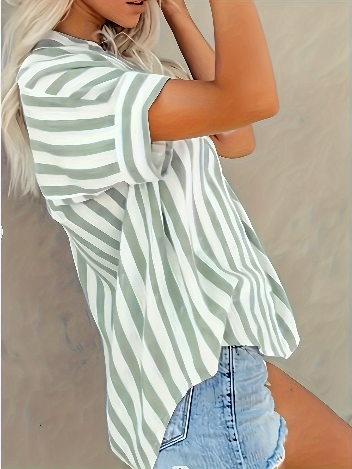 FREJA | Zomerse Damesblouse met Verticale Strepen en Kraag