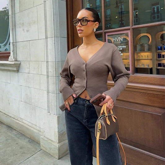 MEIS | Fijn Gebreid Truitje Voor Dames Met Knopen & V-Hals - Verfijnd & Stijlvol
