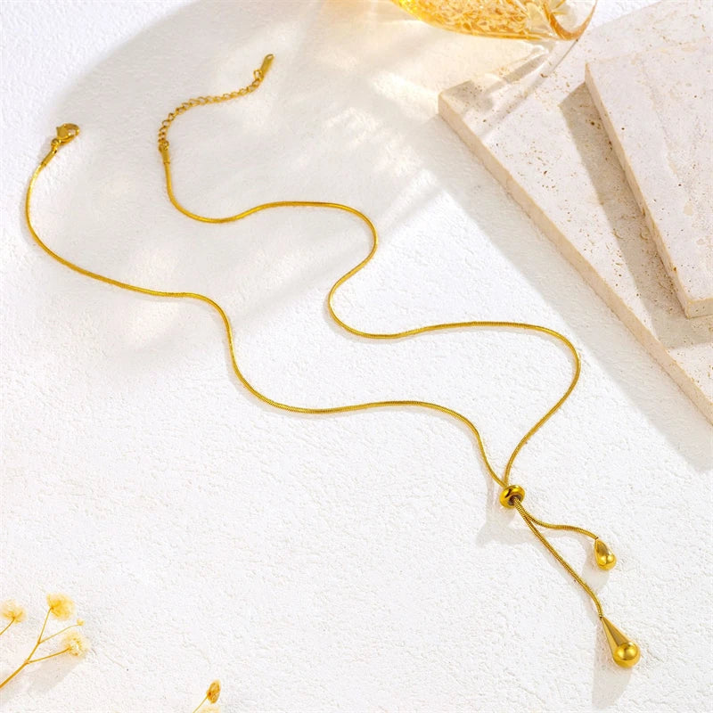 YARA | Elegante Goudkleurige Dames Ketting met Druppelvormige Hangers