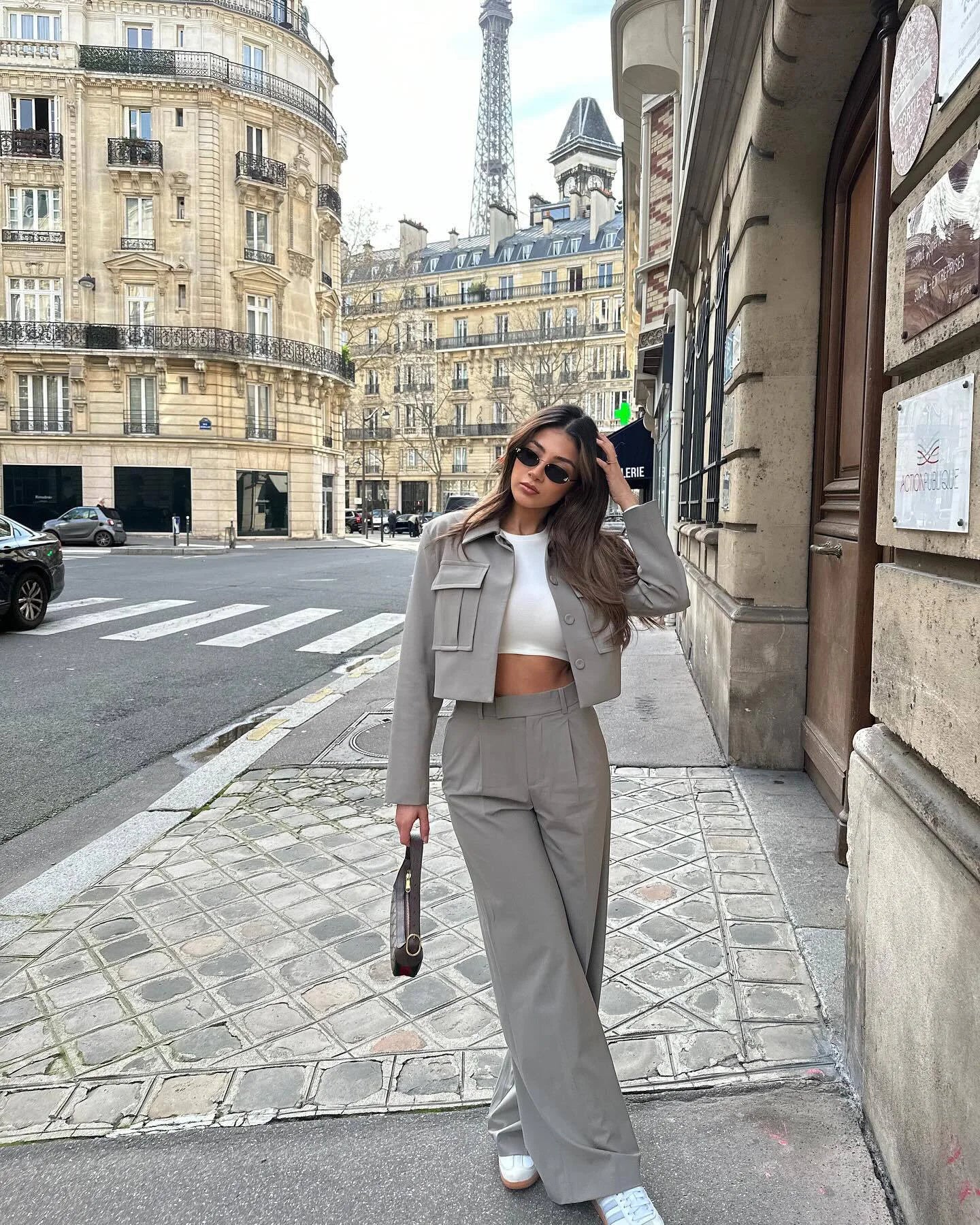 MAYA | Tweedelige Set Met Cropped Jasje En Wijde Pantalon – Chic, Comfortabel, Verfijnd