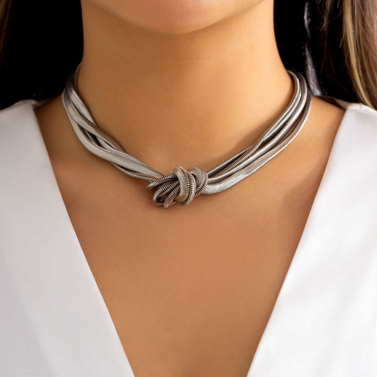 KNOTTA | Knoop Vormige Dames Ketting - Goud & Zilver Kleurig