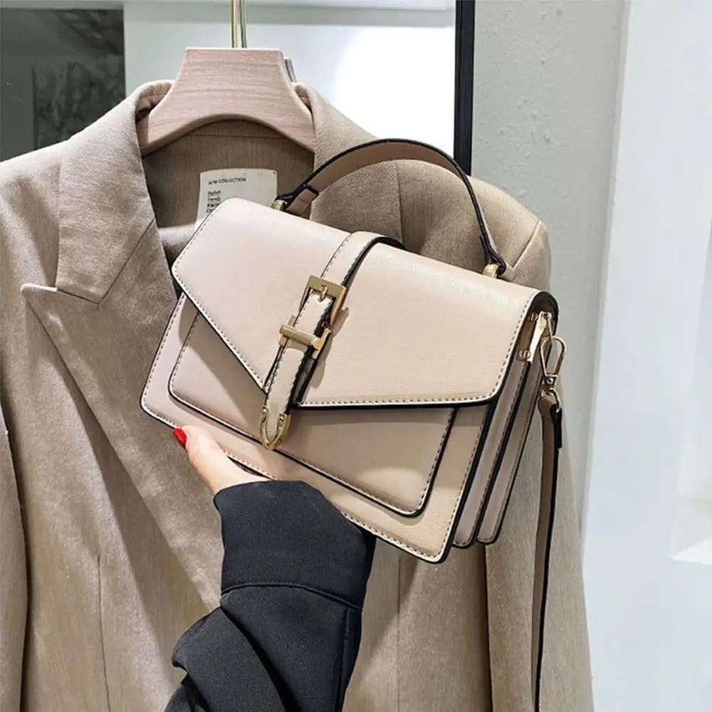 LIVIA | PU-leren schoudertas met decoratieve gesp – Modern, stijlvol & veelzijdig!