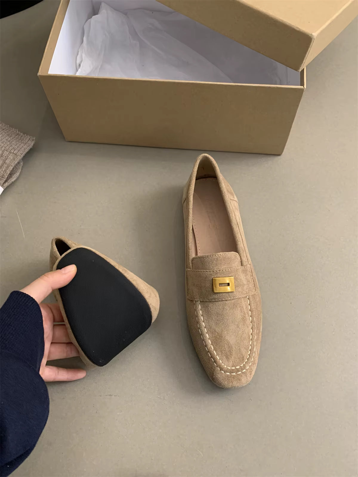 LINA | Lichtgewicht Britse Suède Dames Loafer – Klassiek, Comfortabel & Tijdloos Voor Elke Gelegenheid
