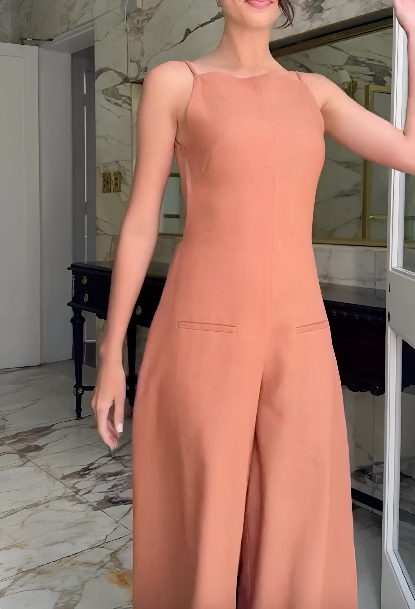 MILOU | Open-Back Jumpsuit – Classy, Chic & Comfortabel