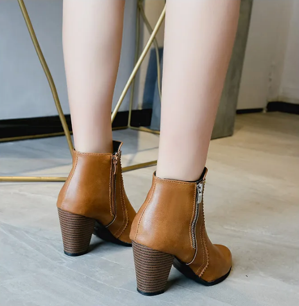 SUZETTE | Dames Enkellaarsjes Met Hak – Elegant, Comfortabel, Veelzijdig
