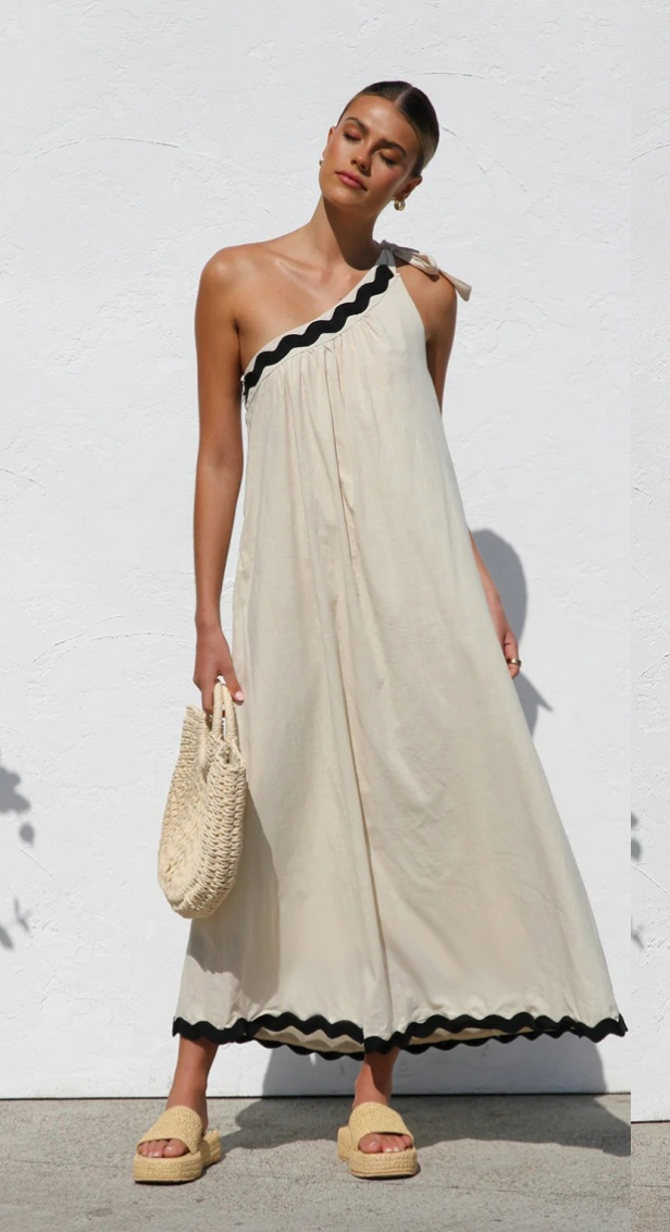 MILA | One Shoulder Maxi Jurk Voor Dames met Zwarte Kartel Randjes – Relaxed, Elegant & Luchtig