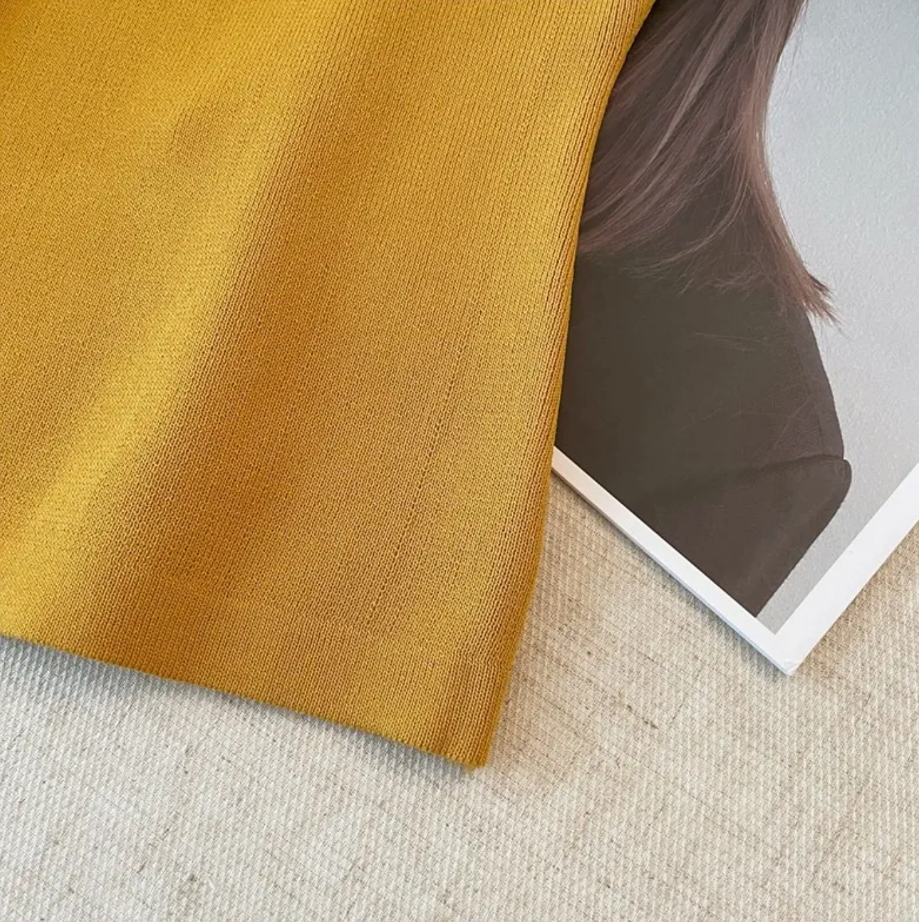 MILOU | Asymmetrische Top Met Wokkel-Detail – Modern, Elegant & Perfect Voor Elke Dag