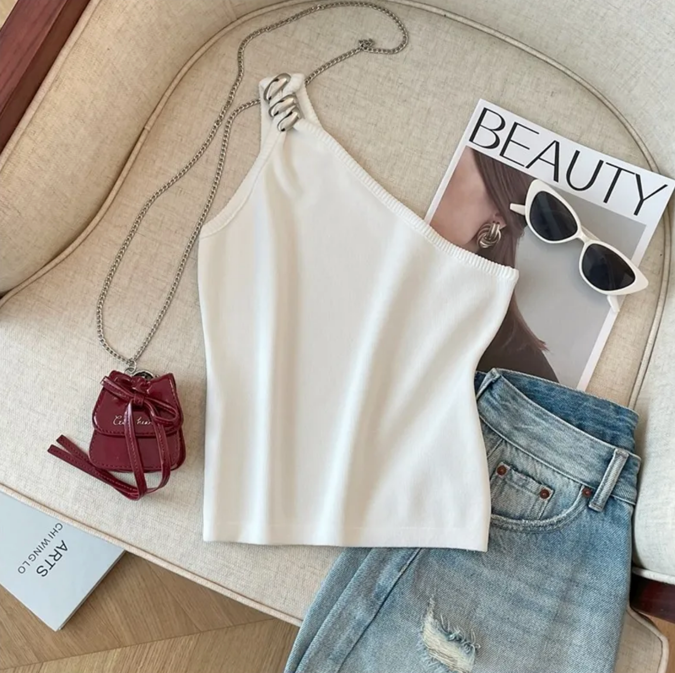 MILOU | Asymmetrische Top Met Wokkel-Detail – Modern, Elegant & Perfect Voor Elke Dag