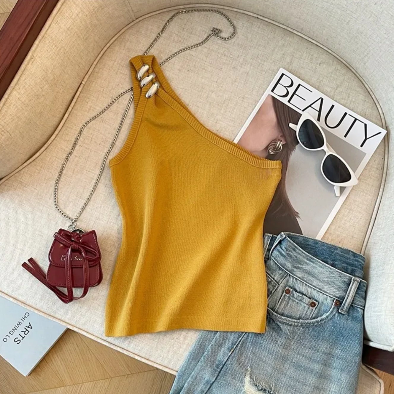 MILOU | Asymmetrische Top Met Wokkel-Detail – Modern, Elegant & Perfect Voor Elke Dag