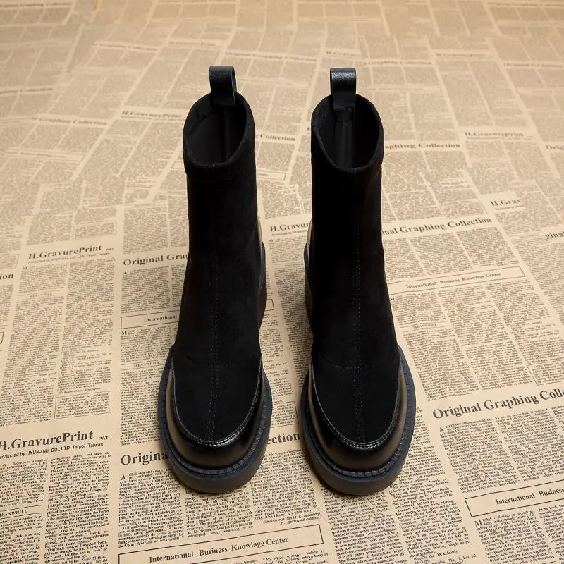 HELMA | Comfortabele Zwarte Enkellaars Voor Dames Met Stevige Hak - Stretch, Stijl & Modieus