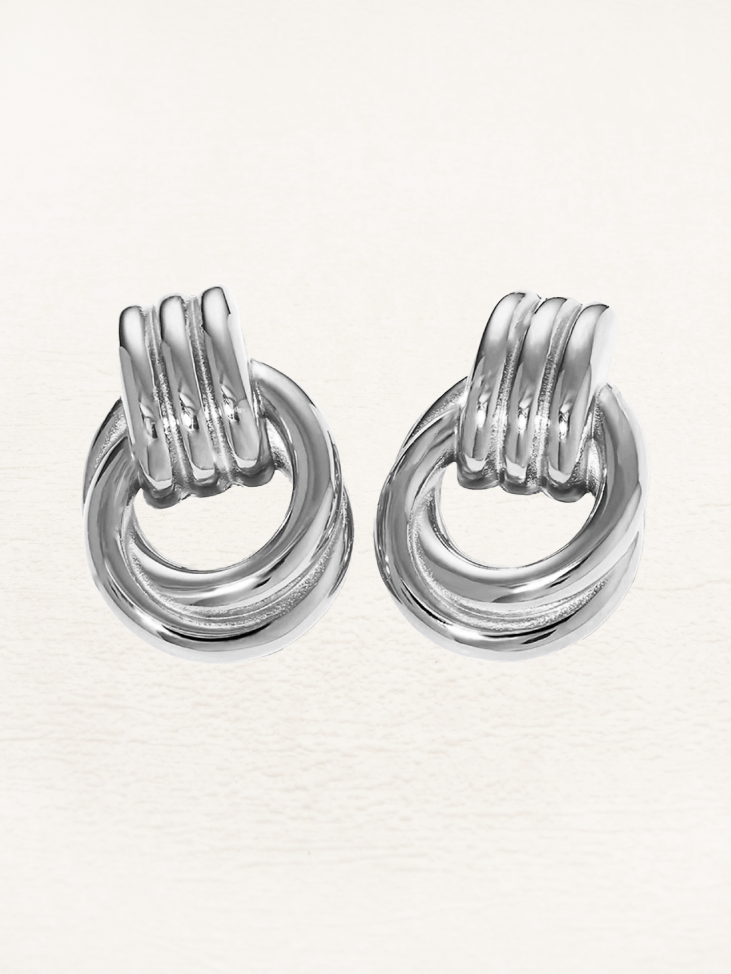 JINTEL | Gedraaide Statement Oorbellen Voor Dames In Zilver – Elegant, Modern, Lichtgewicht