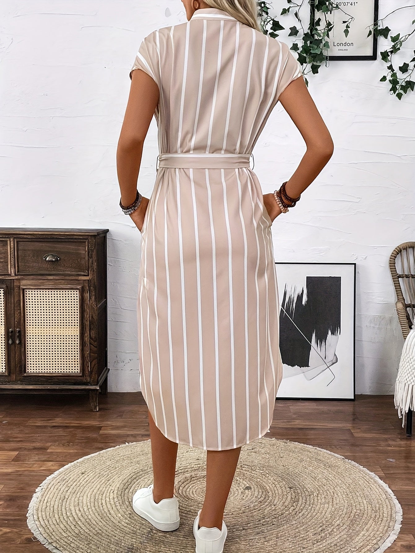 SOPHIE | Pinstripe Hemdjurk Met Ceintuur En Knoopsluiting – Tijdloos, Vrouwelijk, Comfortabel
