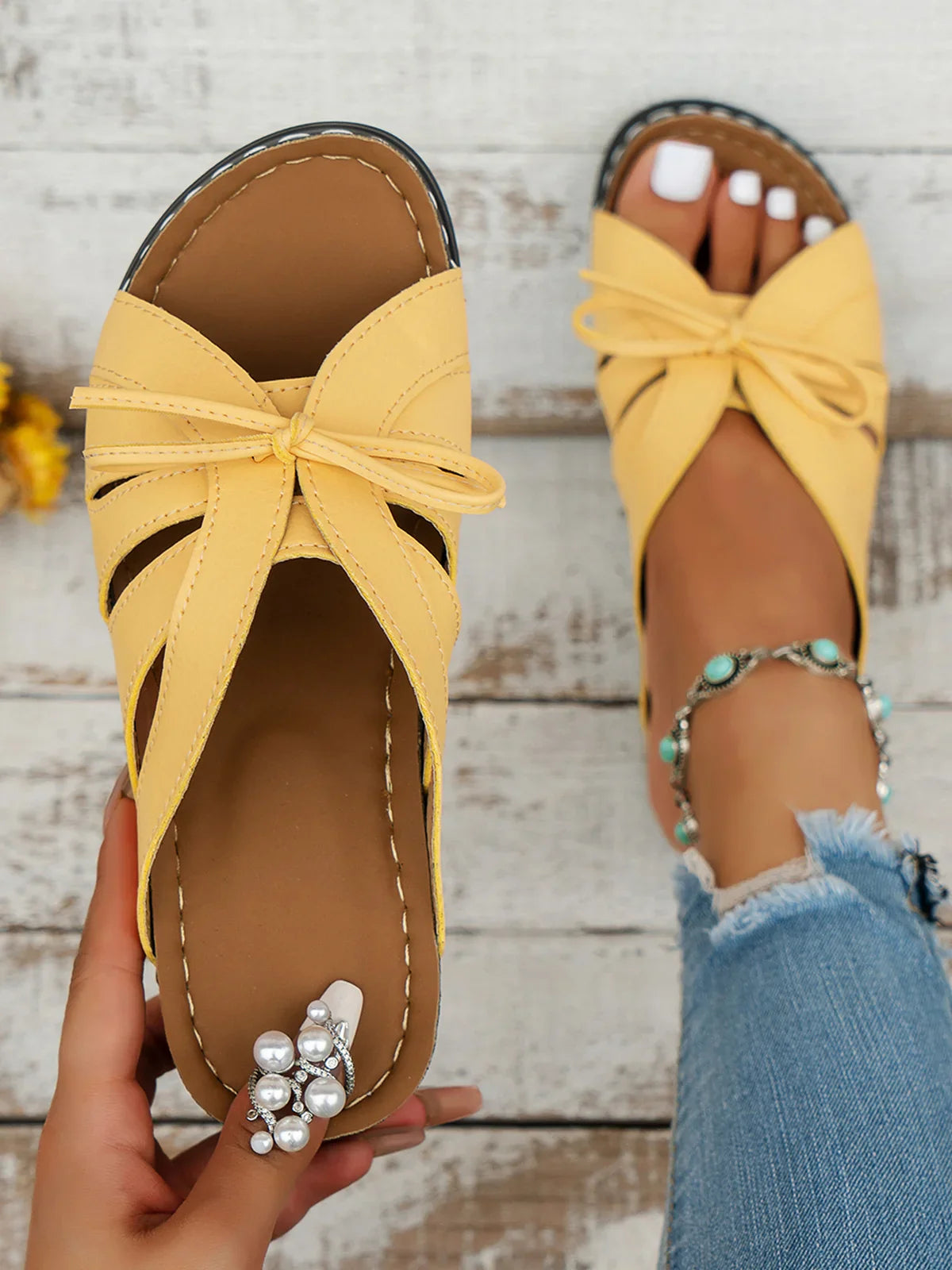 NORA | Orthopedische Instap Slippers Voor Dames Met Vegan Leer En Strikje – Comfortabel, Elegant, Duurzaam