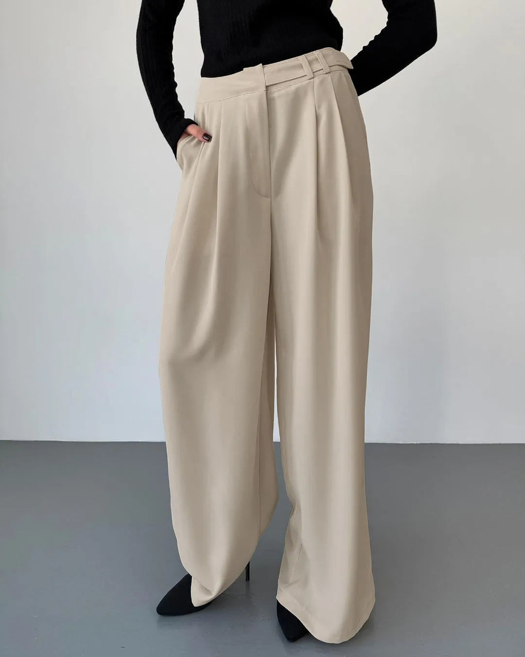 MATHILDE | Elegant Wijde Pantalon Voor Dames Met Uniek Taille-Detail – Comfort & Klasse Gecombineerd!