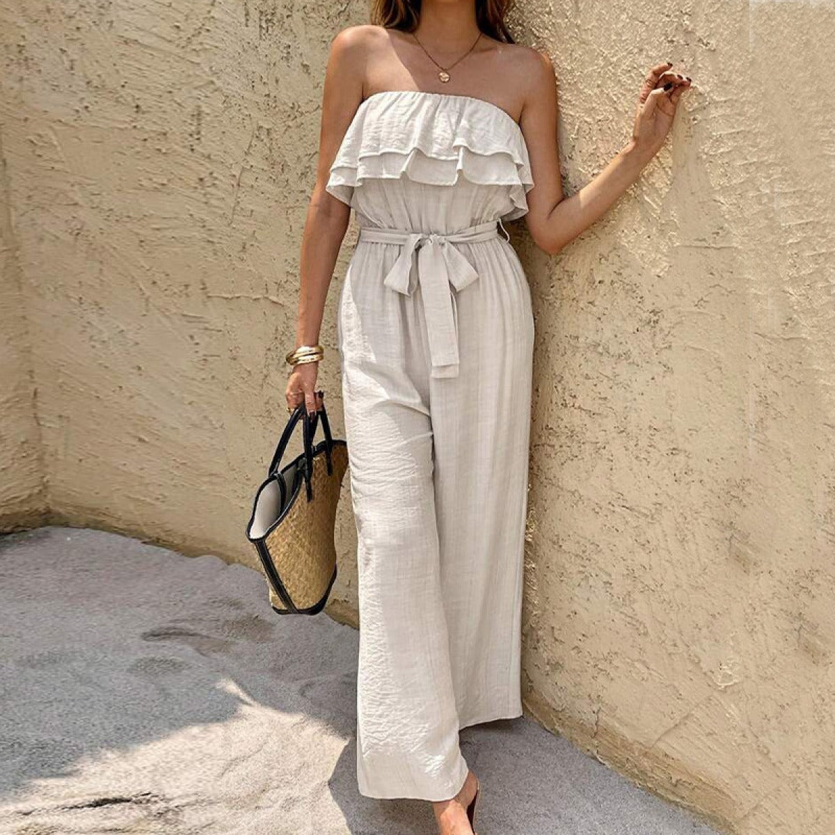 NOELIA | Lange Jumpsuit Met Strapless Hals En Ruches – Licht, Elegant & Tijdloos