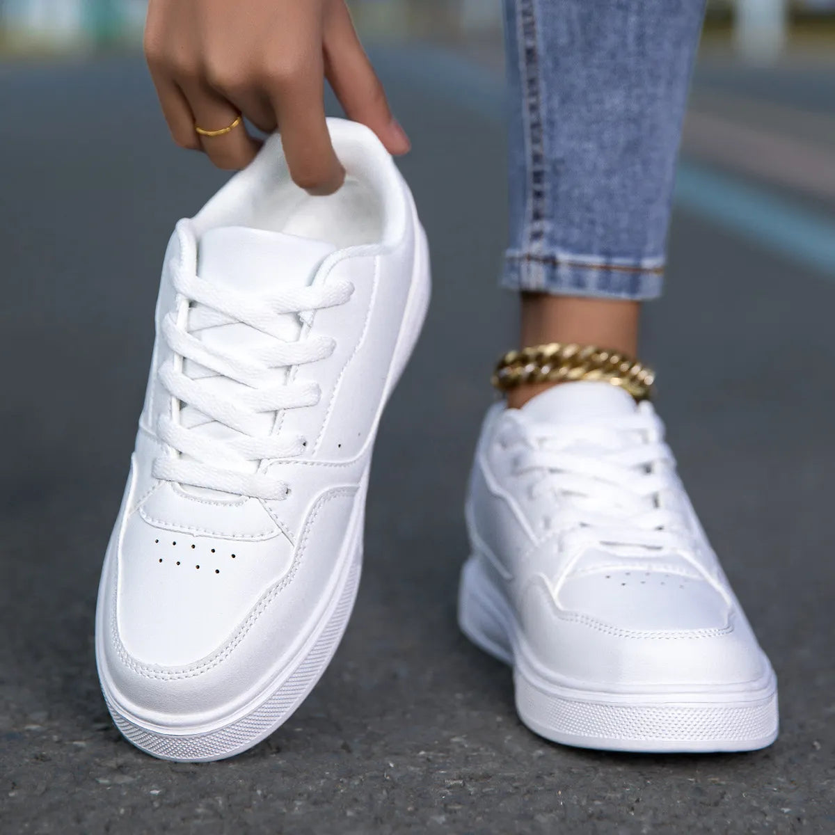 MILOU | Witte Dames Sneakers met Clean Look en Subtiele Details - Stijlvol & Comfortabel