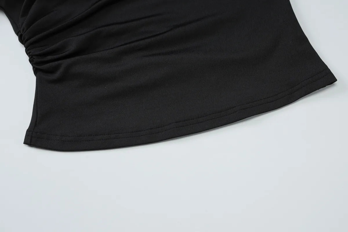YARA | One Shoulder Top Voor Dames met Gouden Accent – Elegantie met een Edge