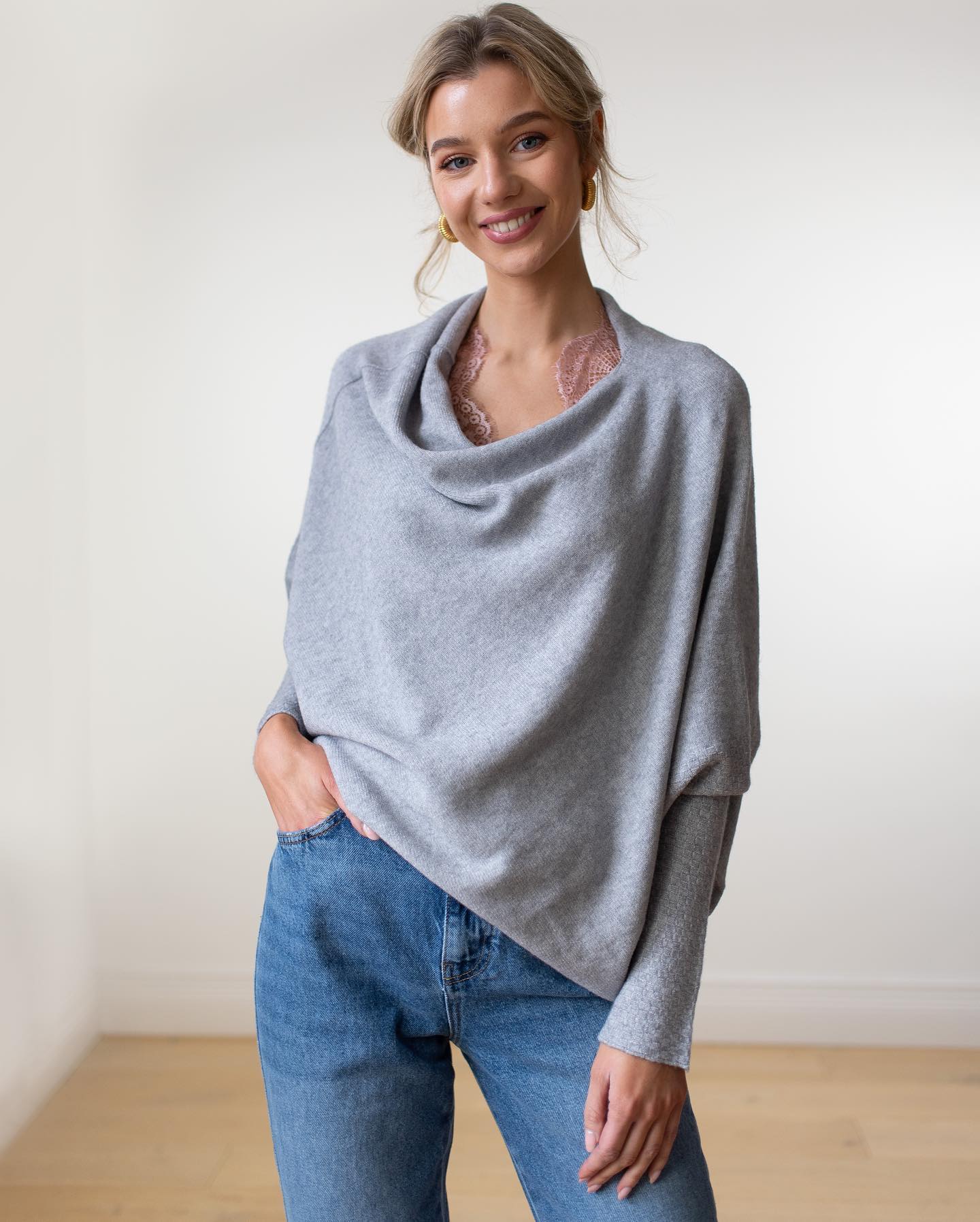NOELLE | Stijlvolle Off Shoulder Dames Trui – Losvallend, Vrouwelijk & Perfect Voor Het Najaar