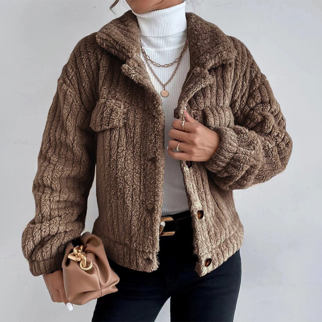 MAEVA | Korte Dames Teddyjas Met Borstzakken – Warm, Modieus & Perfect Voor Winterse Looks