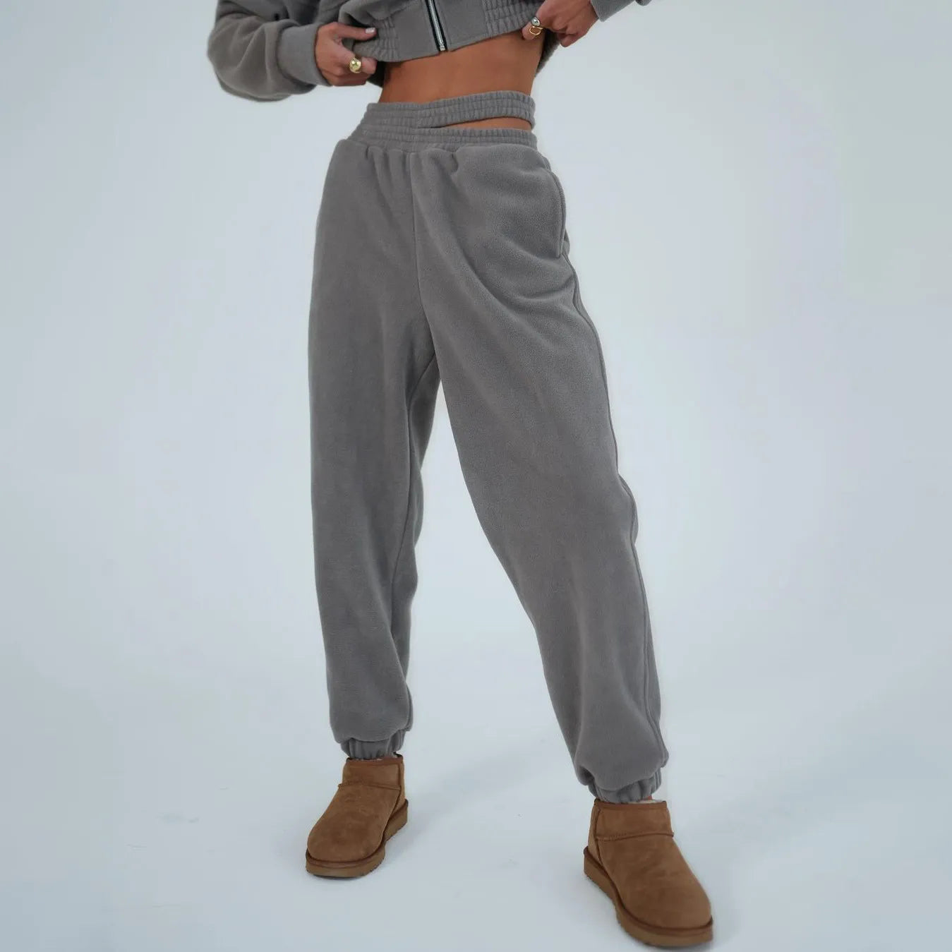 ANASTASIA | Elegante Fleece Trainingsset Voor Dames – Zacht, Flatterend & Ideaal Voor Stijlvolle Cozy Days