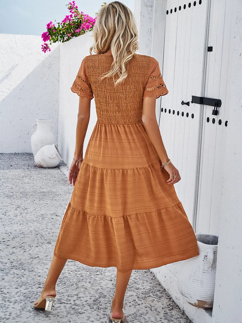 NOEMI | Luchtige Midi Jurk Met Smockdetail En Korte Mouwen – Comfortabel, Romantisch, Vakantieproof