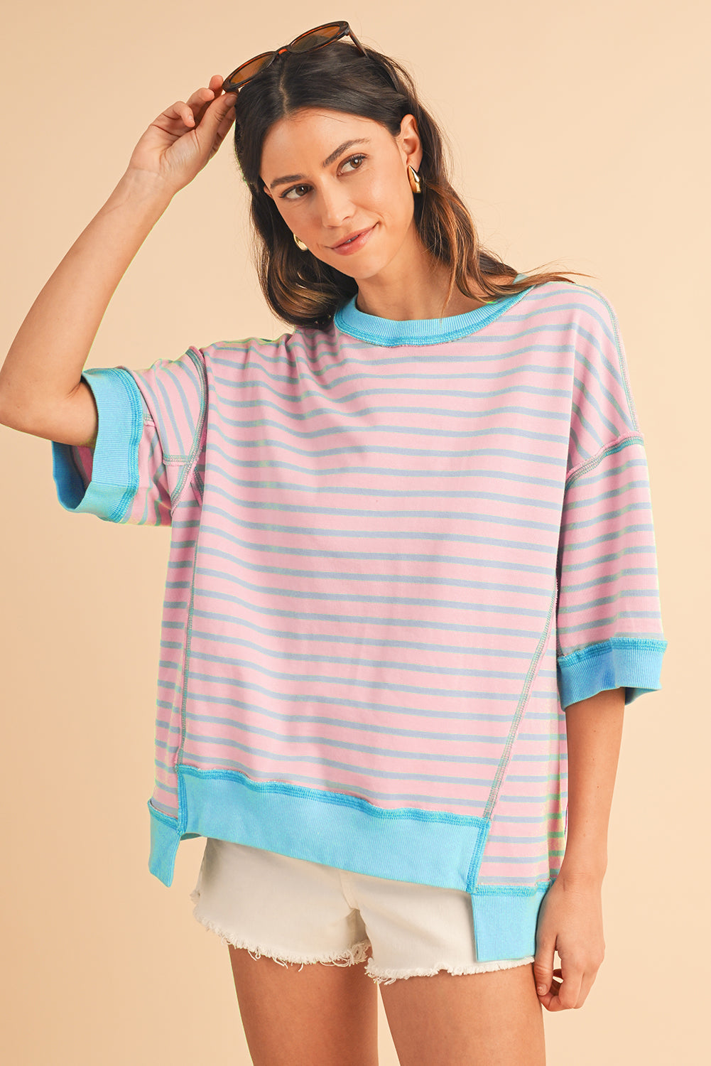 ISA | Gestreept Loose Fit T-Shirt Voor Dames Met Contrast Trim En Wijde Mouwen – Comfortabel, Casual, Stijlvol