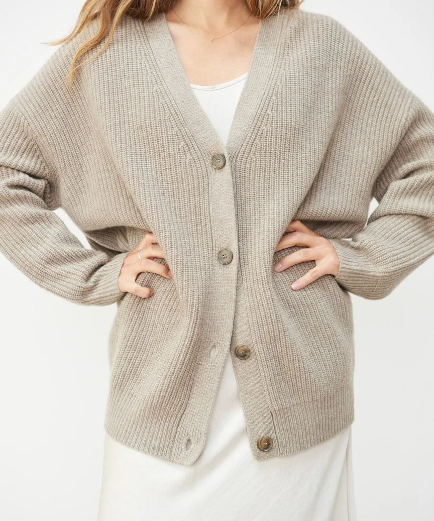 Wollen Cardigan Dames – Tijdloze Luxe & Ultiem Comfort
