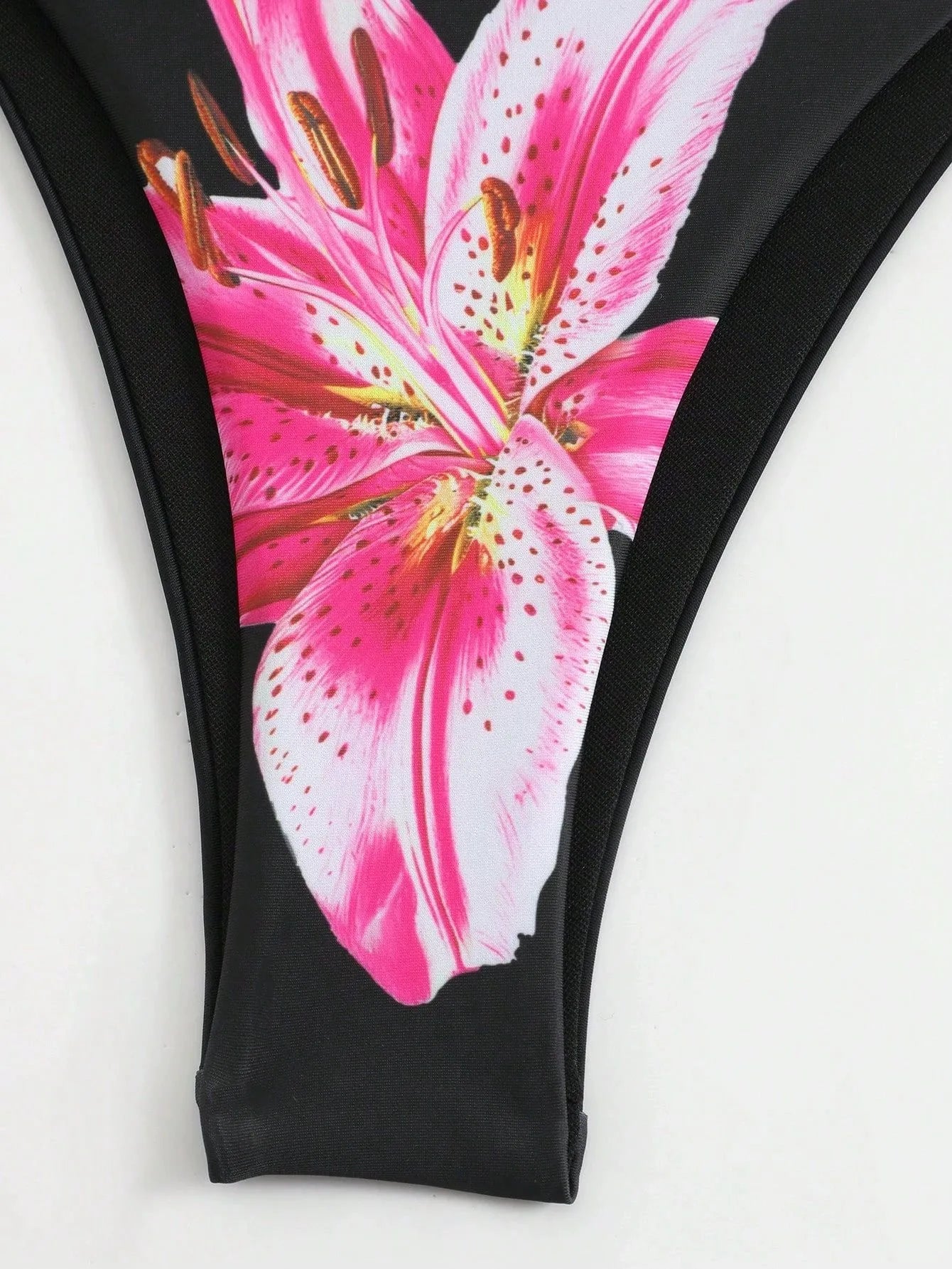 ALYSSA | 3-Delige Bikini Set Met Bloemenprint & Wikkelrok – Verleidelijk, Tropisch & Vol Zomervibes