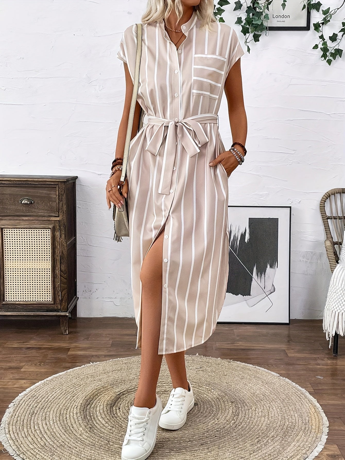 SOPHIE | Pinstripe Hemdjurk Met Ceintuur En Knoopsluiting – Tijdloos, Vrouwelijk, Comfortabel