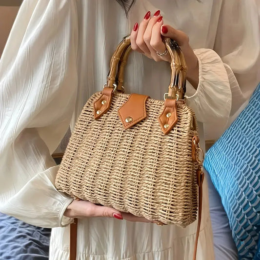 LINA | Gevlochten Dames Handtas Met Bamboe Handvatten En Cognackleurige Details
