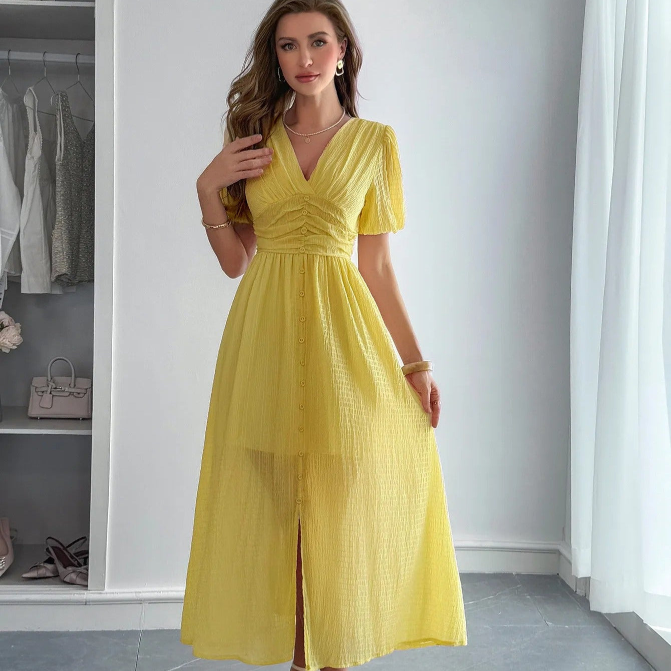 DALIA | Lange Damesjurk met Gekruiste V-Hals & Split – Tijdloze Klasse voor Elke Elegante Gelegenheid