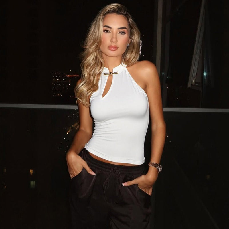 INDIRA | Dames Haltertop Zonder Mouwen Met Hoepelhals – Nauwsluitend, Elegant & Edgy