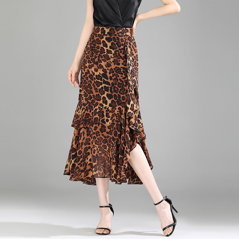 RENATA | Elegante Dames Midirok in Chiffon met Dierenprint en Ruches