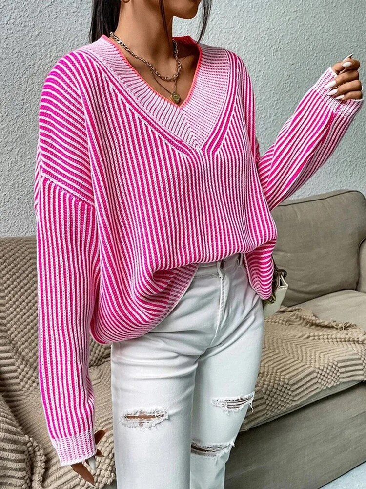 AYUMI | Comfortabele Dames Trui met Streeppatroon & V Hals Design