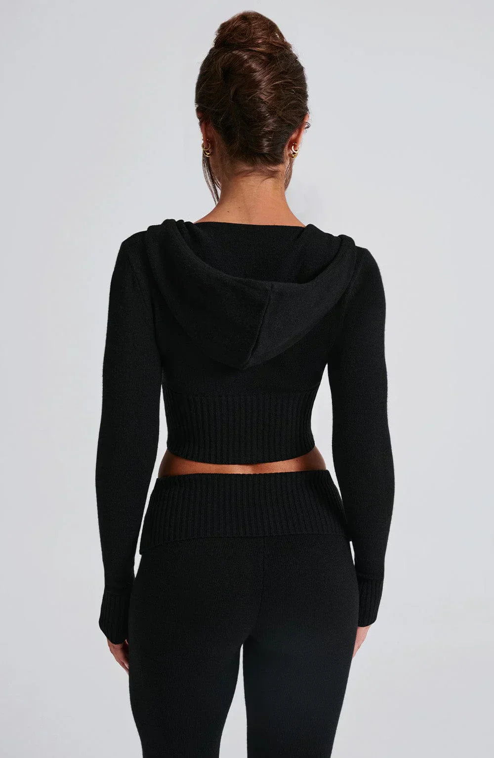 LIVIA | Gebreide Cropped Hoodie Dames Set Met Flare Legging – Comfortabel, Trendy & Ideaal Voor Casual Dagen