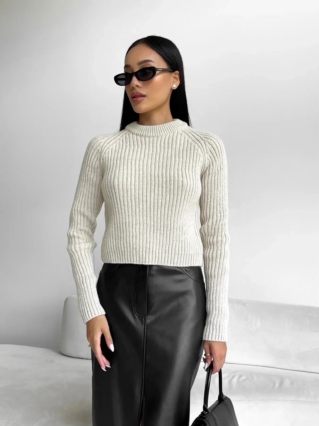 PATRICIA | Zwarte Leren Dames Rok Met Split - Luxe, Stijl & Veelzijdig
