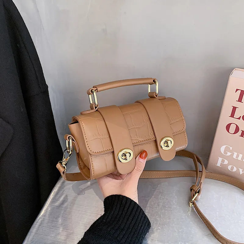 ÉLIANE | Crossbody mini handtas met chique structuur en gouden details