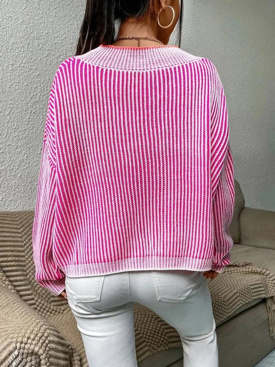 AYUMI | Comfortabele Dames Trui met Streeppatroon & V Hals Design