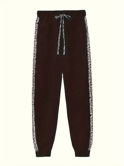 SASKIA | Dames Joggingset Met Luipaarddetails – Comfortabel, Trendy & Ideaal Voor Relaxte Dagen