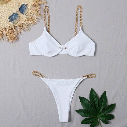 POLINA | Sexy Bikini Met Gouden Kettingdetails – Verleidelijk, Luxe, Zelfverzekerd