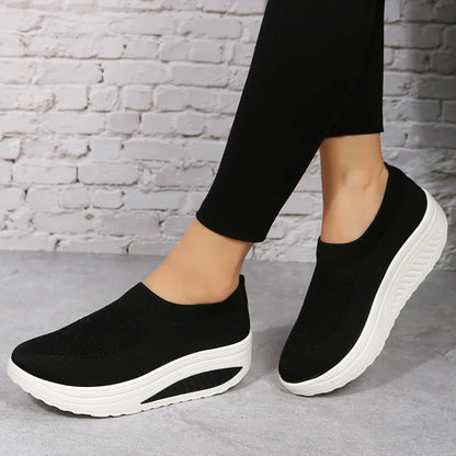 ELARA | Orthopedische Dames Slip-On Sneakers Met Luchtige Demping – Licht, Steunend & Modern!