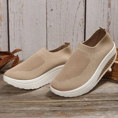 ELARA | Orthopedische Dames Slip-On Sneakers Met Luchtige Demping – Licht, Steunend & Modern!