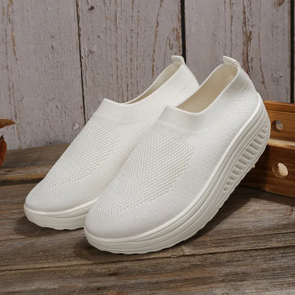 ELARA | Orthopedische Dames Slip-On Sneakers Met Luchtige Demping – Licht, Steunend & Modern!