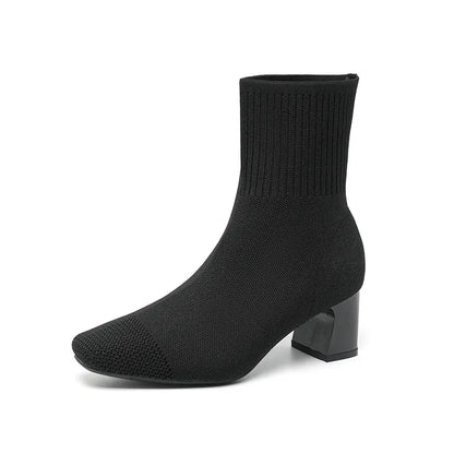SILKE | Zwarte Enkellaarsjes Voor Dames Met Hak En Comfort+ Zool – Elegant & Ondersteunend