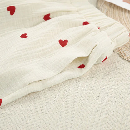 Dames witte pyjama set – rode hartprint | Speels, zacht & onweerstaanbaar charmant