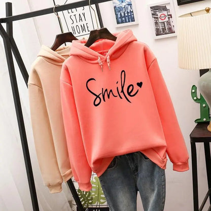 Dames Hoodie Met 'SMILE' Opdruk – Comfort, Positiviteit & Casual Stijl